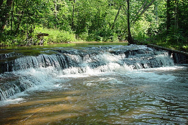 Siskiwit Falls