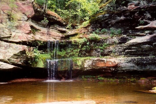 Twin Falls on Larsen Creek