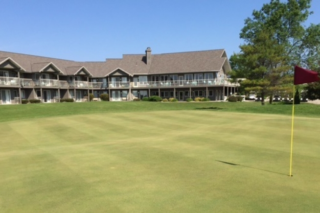 Cherry Hills Golf & Lodge