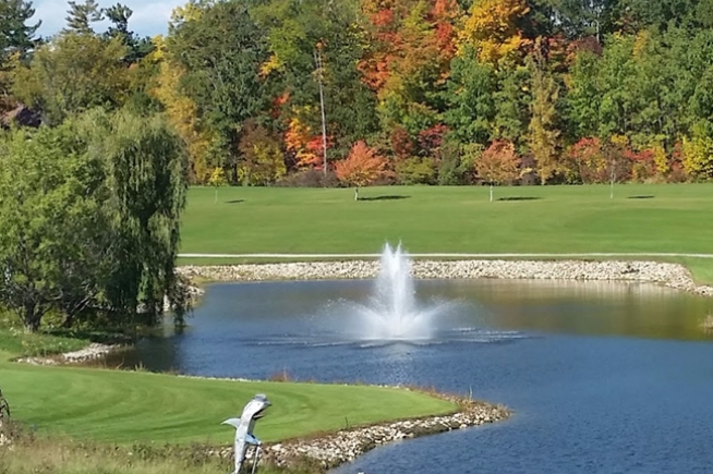 Seven Lakes Golf and Dining